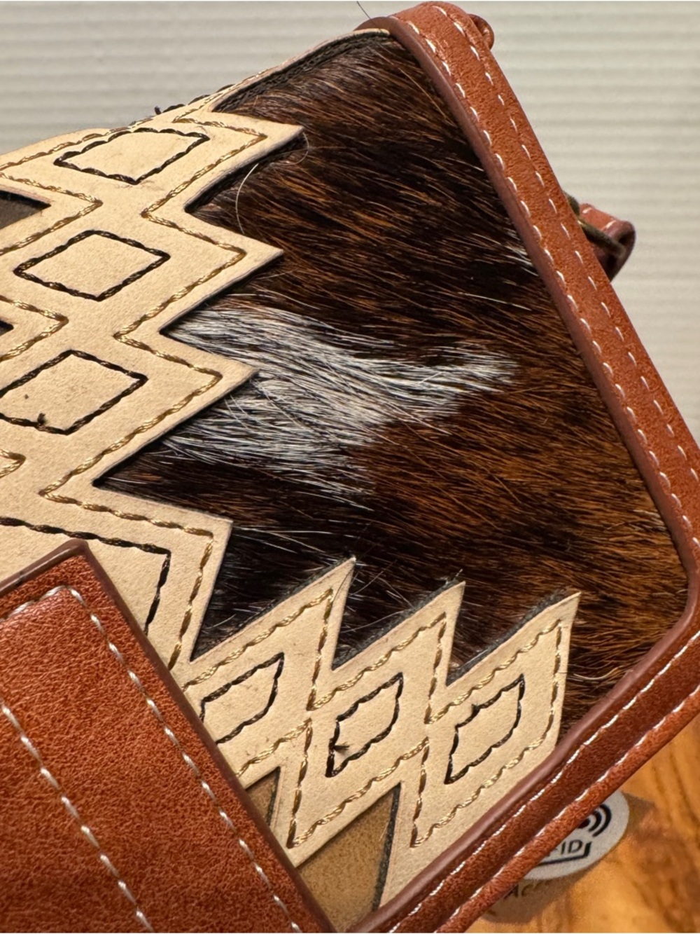 Catchfly Leather Wallet - Picture 3 of 11